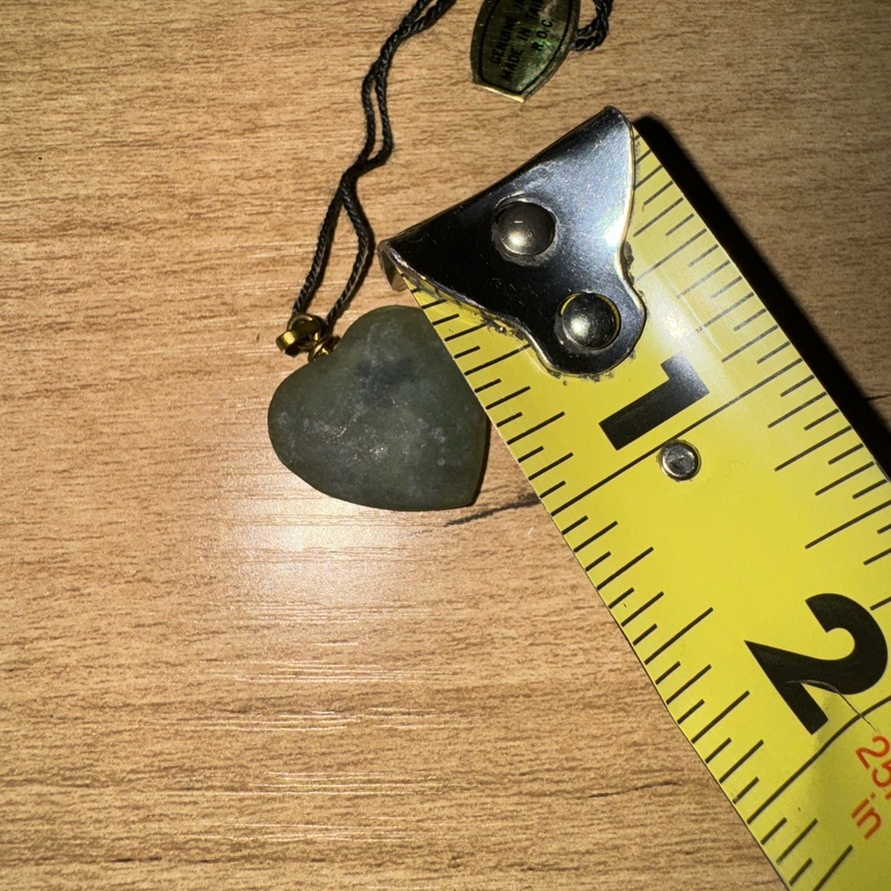 1912-1949 Lovely Vintage Genuine Green Jade Heart Pendant Taiwan Republic China - Picture 4 of 4